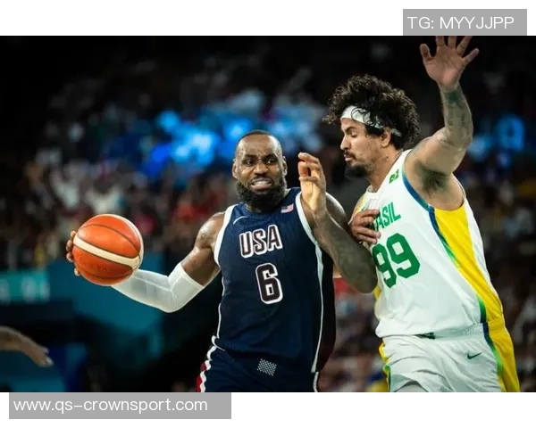 布克第三节发力砍下12分助队逆转全场贡献18分5助攻5抢断表现抢眼